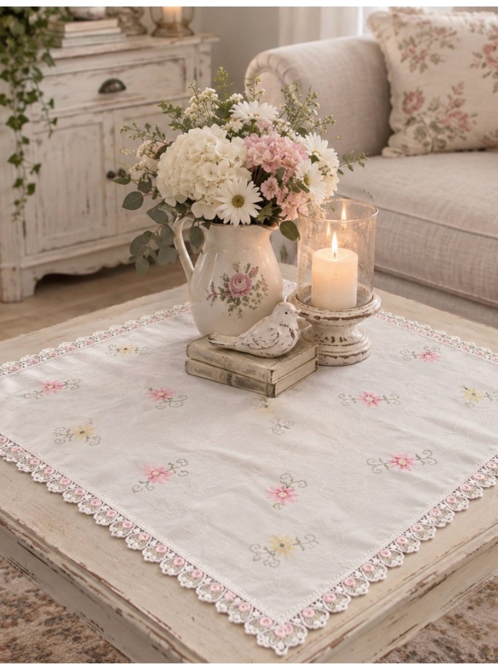 28x30 Shabby Chic Hand Cross-stitch floral Lace Edge Tablecloth - Cream with Pin